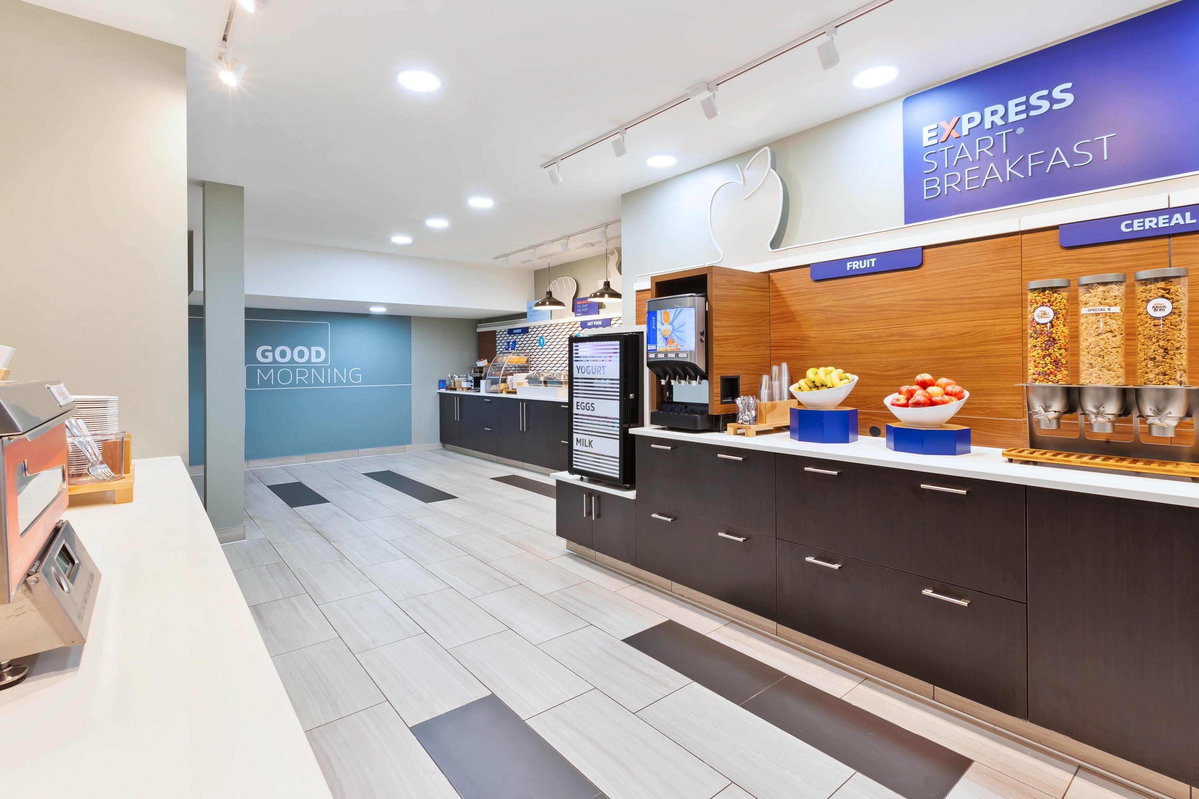 Holiday Inn Express Winnipeg Airport - Polo Park By Ihg Exterior foto