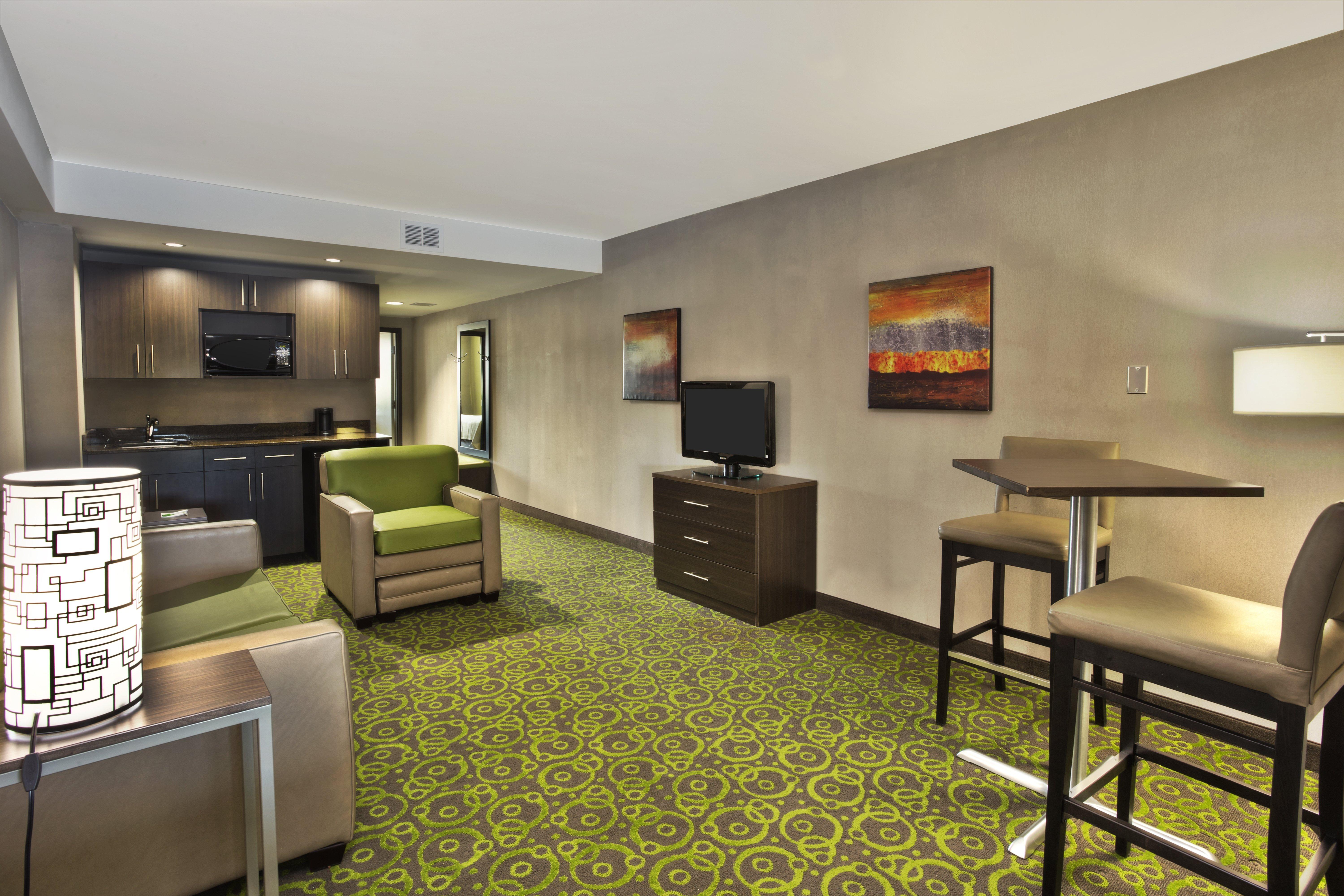 Holiday Inn Express Winnipeg Airport - Polo Park By Ihg Exterior foto