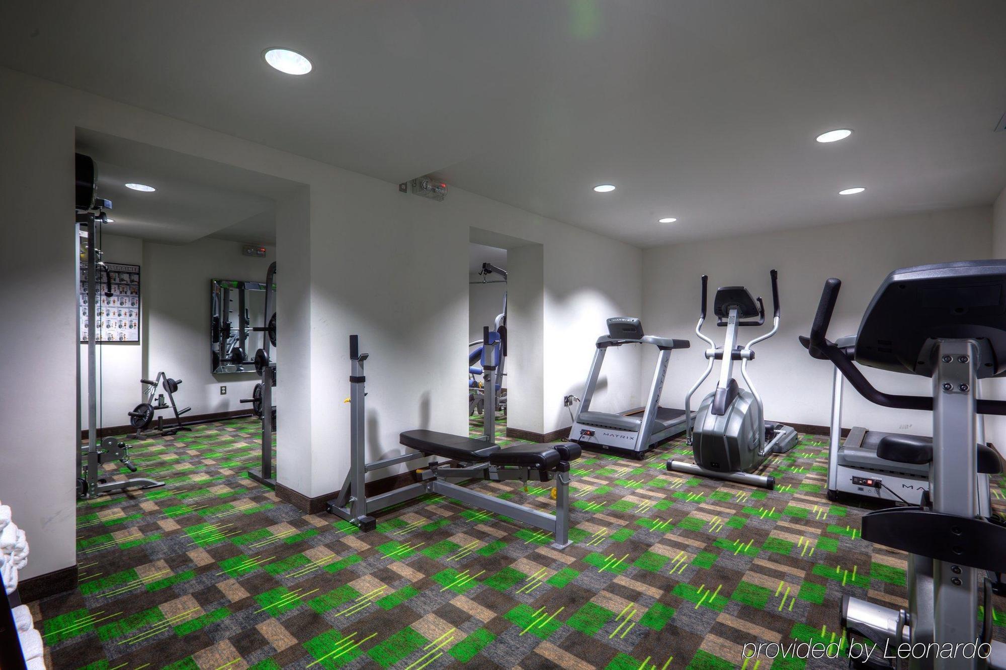 Holiday Inn Express Winnipeg Airport - Polo Park By Ihg Exterior foto